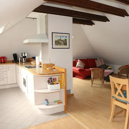 Max-und-moritz Apartamento *